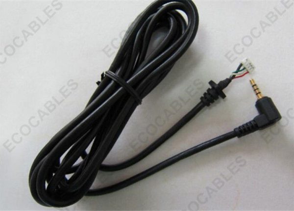 Right Angle Stereo Cable